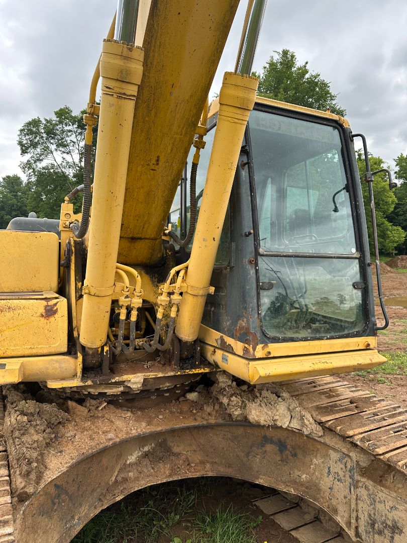 2002 KOMATSU PC200LC-6LE - Image 16